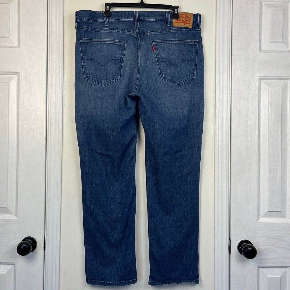 Levi's 541 Athletic Fit Mens 40x32 (Actual 30.5") Medium Wash Denim Blue Jeans - Picture 2 of 12